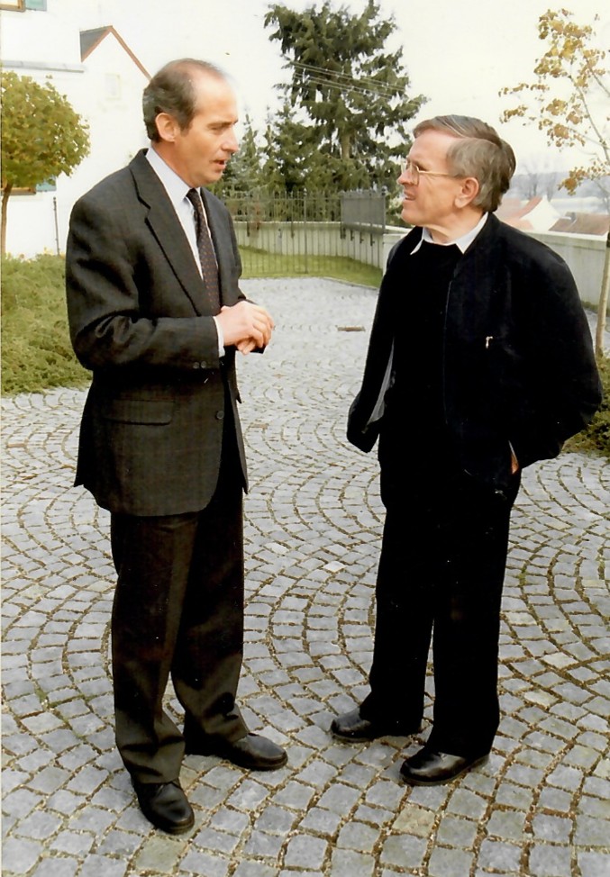 Pf. Gögler und der Kirchenpfleger H. Finkl